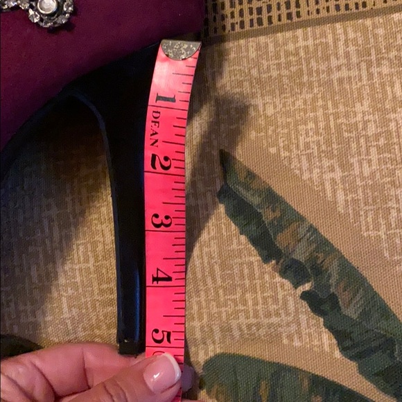 Plum velvet shoe booties - Picture 8 of 10